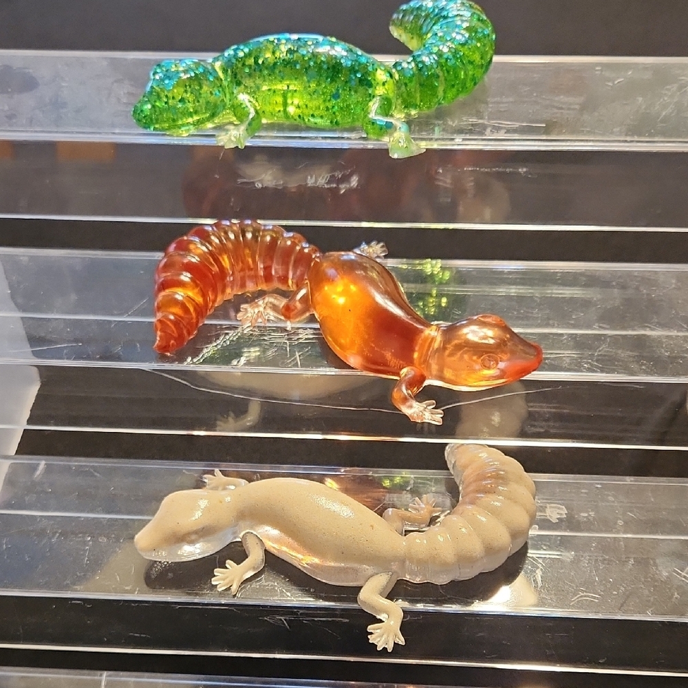 Colorful Glass Gecko Figurine Set